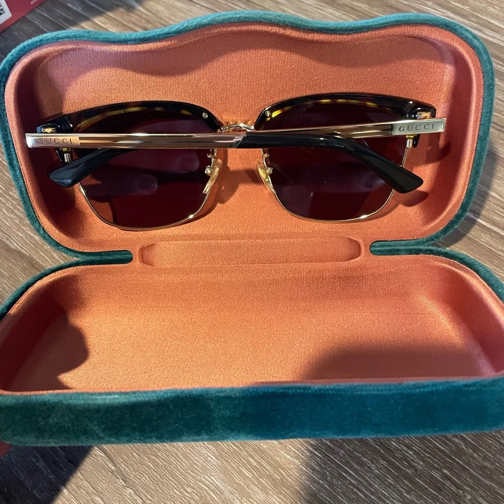 Gucci Mens Sunglasses